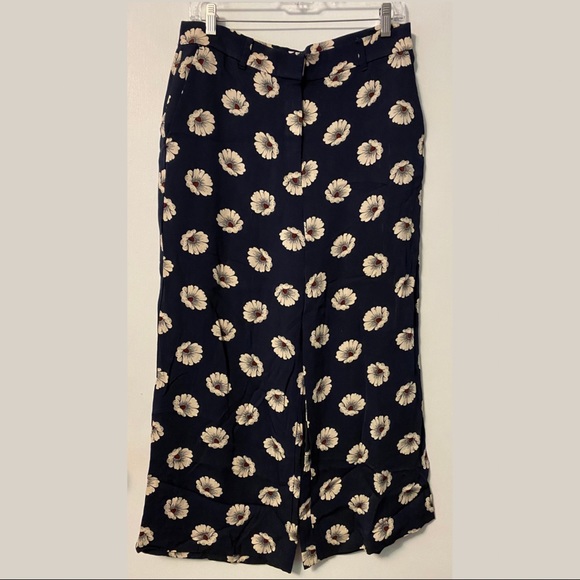 Ann Taylor Size 8 Pants - Picture 1 of 1